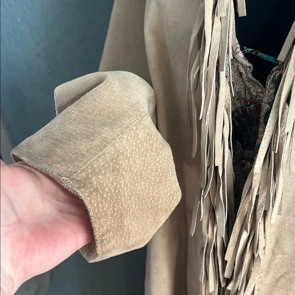 Dialogue Beige Fringe Suede Blazer - Picture 4 of 8